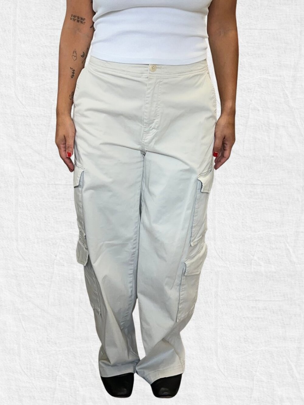 Abercrombie & Fitch Khaki Wide Leg Cargo Pants Size 29/8S